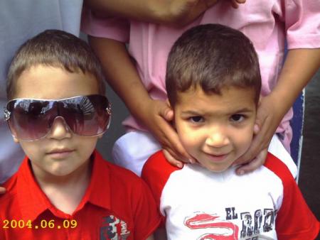 Mes pti frere